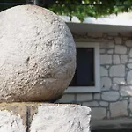 Stinice * Gradac (Split-Dalmatia)