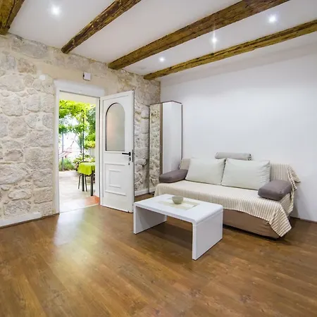 Stinice * Gradac (Split-Dalmatia)