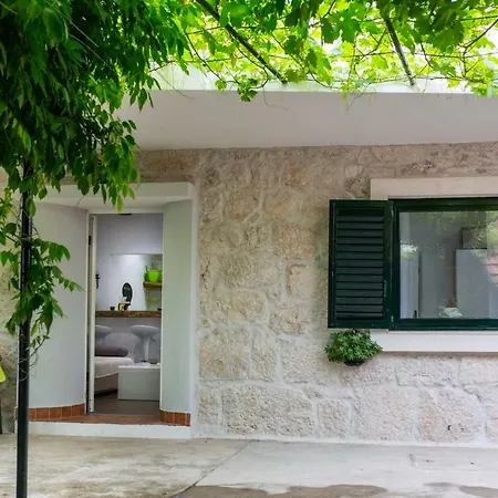 Stinice * Gradac (Split-Dalmatia)