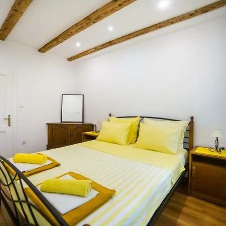 Stinice Gradac (Split-Dalmatia)